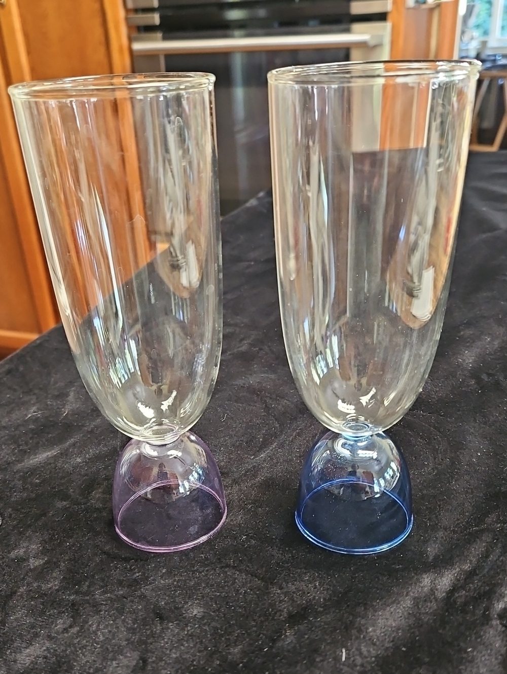 Mamo Hi-ball Glasses w/ a tall, clear body and a Lavender & Blue base.